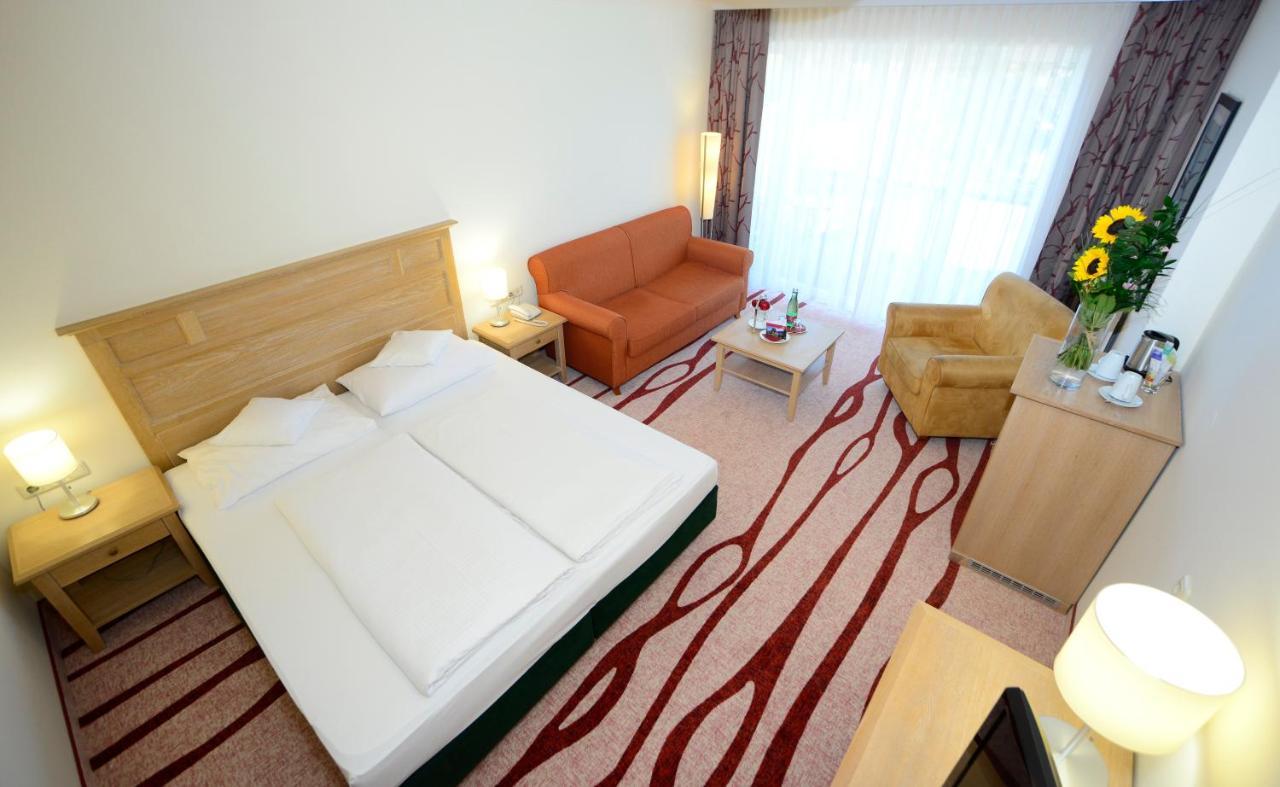 Das Hotel Eden - Das Aktiv- & Wohlfuehlhotel In Tirol Auf 1200M Hoehe เซเฟลด์ อิน ทิโรล ภายนอก รูปภาพ